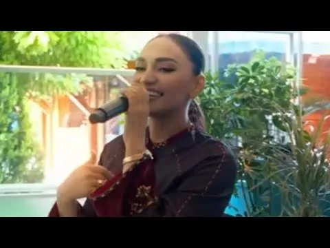 Gözel Orazmyradowa-Ýene-ýene janly sesde — SIGAMIX