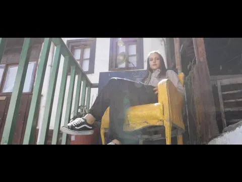 Geçer Gider — Bade