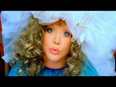 Хочется [«За двумя зайцами»] — Alla Pugacheva