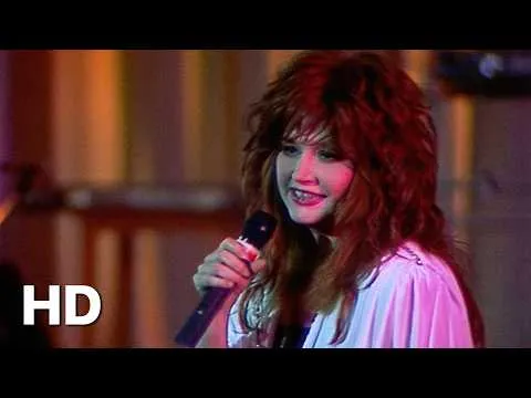 Коралловые бусы [«Концерт ко Дню милиции»] 1989 — Alla Pugacheva