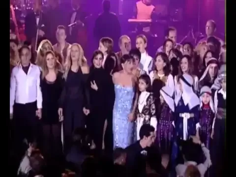 Sezen Aksu "Yeniliğe Doğru & Arkadaş" (Türkiye Şarkıları 2002) — Sezen Aksu