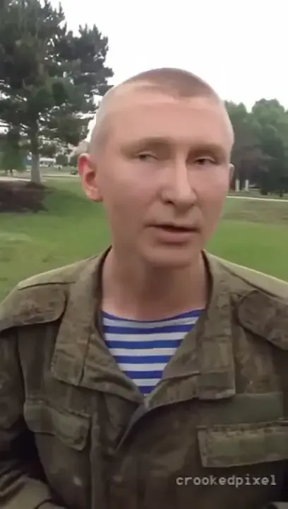 Vladimir Putin's body double in the Army — ناشناس