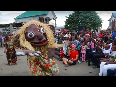 Punch Agathe at Espace Masolo in Kinshasa — Snuff Puppets